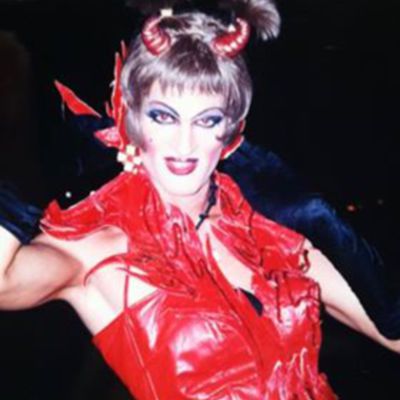 http://www.pittsburghqueerhistory.com/ouploads/Fefe at Miss Pittsburgh 1996_1.jpg