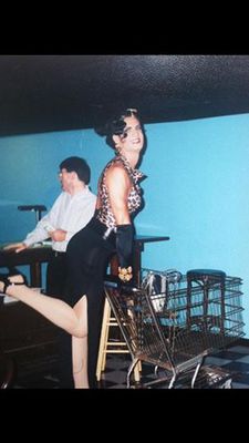 http://www.pittsburghqueerhistory.com/ouploads/Fefe at Class Act 1999_2.jpg